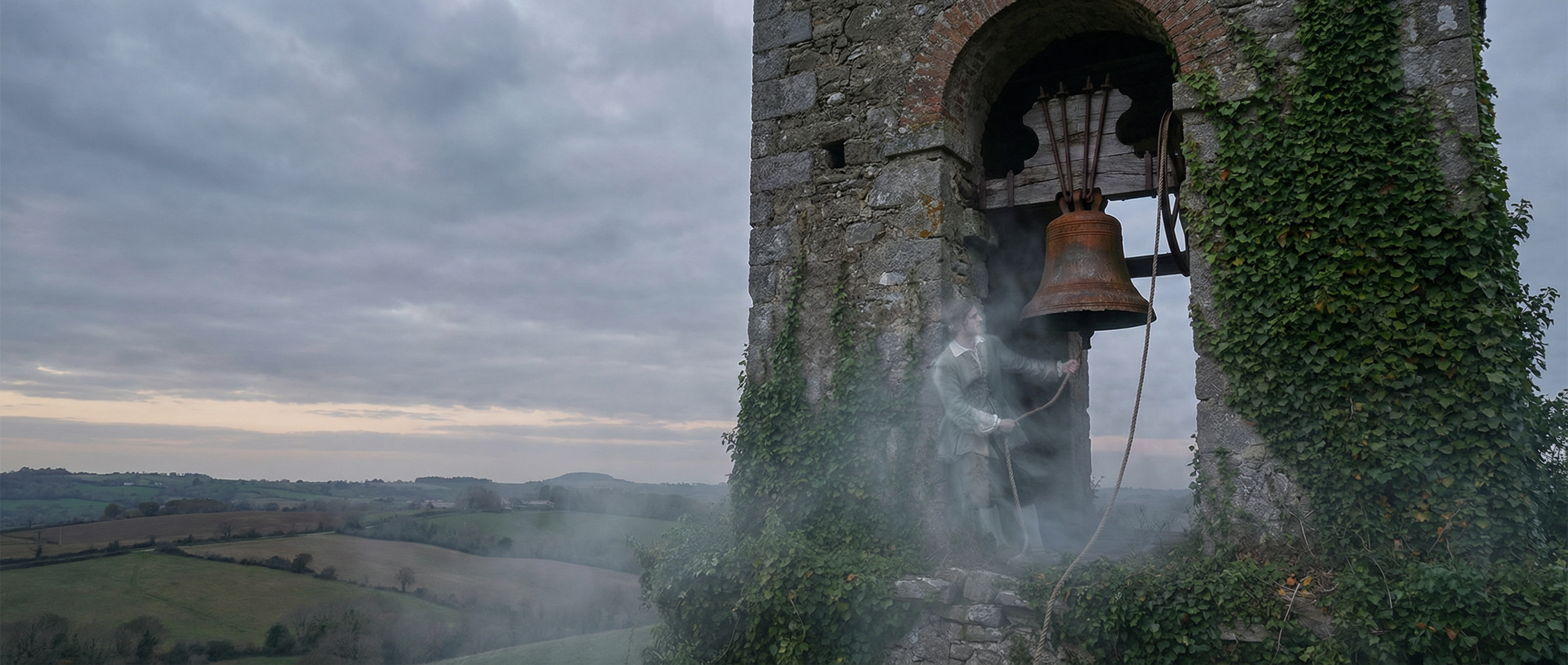 Rope and bell mechanism